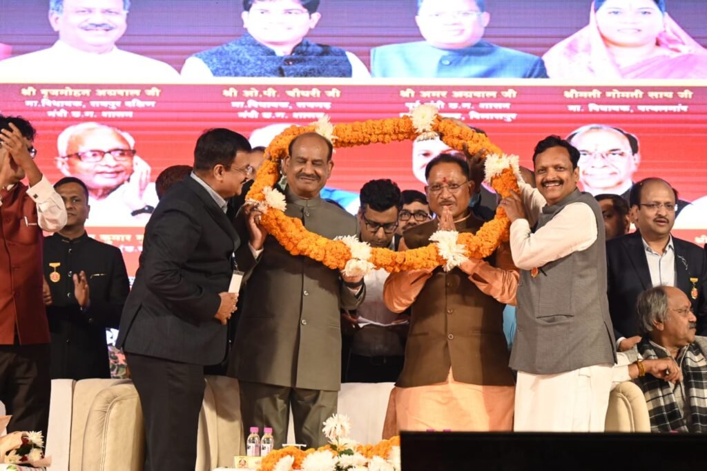 लोकसभाध्यक्ष ओम बिड़ला एवं मुख्यमन्त्री विष्णुदेव साय ने किया अग्रोहाधाम का लोकार्पण .. Kshiti Technologies लोकसभाध्यक्ष ओम बिड़ला एवं मुख्यमन्त्री विष्णुदेव साय ने किया अग्रोहाधाम का लोकार्पण .. Kshiti Technologies