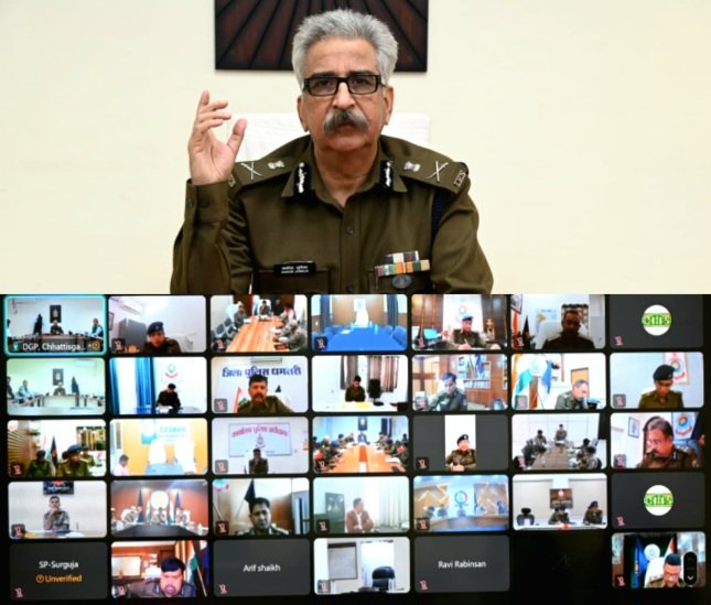 डीजीपी जुनेजा ने पुलिस महानिरिक्षकों और पुलिस अधीक्षकों की ली वर्चुअल बैठक .. Kshiti Technologies डीजीपी जुनेजा ने पुलिस महानिरिक्षकों और पुलिस अधीक्षकों की ली वर्चुअल बैठक .. Kshiti Technologies