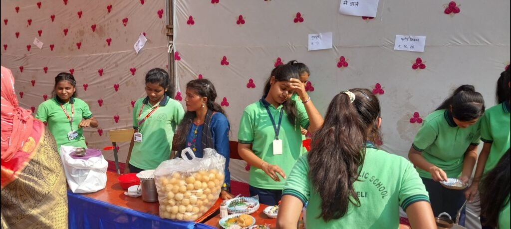 ज्ञानकुंज पब्लिक स्कूल में आनंद मेला के साथ कार्यालय भवन का उद्घाटन संपन्न .. Kshiti Technologies