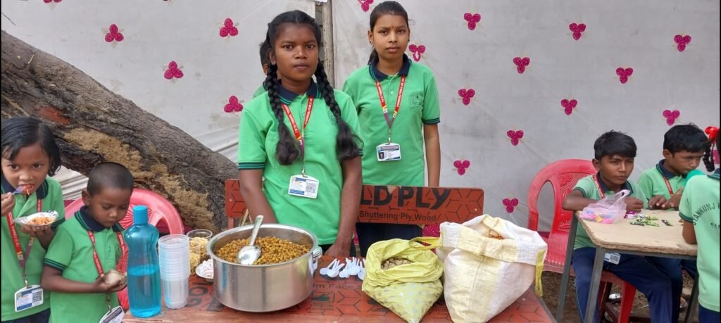 ज्ञानकुंज पब्लिक स्कूल में आनंद मेला के साथ कार्यालय भवन का उद्घाटन संपन्न .. Kshiti Technologies