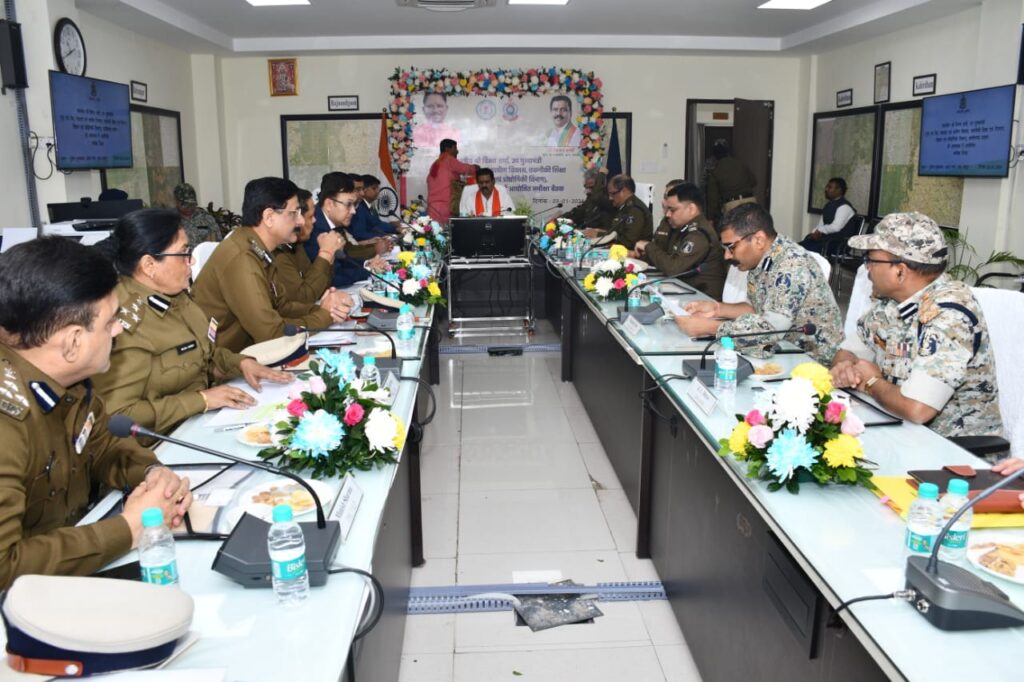 पुलिस ऐसे कार्य करें जिसमें जनता में विश्वास हो तथा अपराधियों में भय व्याप्त हो : उप मुख्यमंत्री विजय शर्मा .. Kshiti Technologies पुलिस ऐसे कार्य करें जिसमें जनता में विश्वास हो तथा अपराधियों में भय व्याप्त हो : उप मुख्यमंत्री विजय शर्मा .. Kshiti Technologies