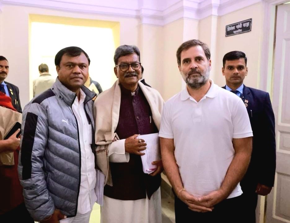 छत्तीसगढ़ में भारत जोड़ो न्याय यात्रा की तैयारी को लेकर दिल्ली में डॉ. चरणदास महंत और दीपक बैज ने राहुल गांधी से की मुलाकात .. Kshiti Technologies छत्तीसगढ़ में भारत जोड़ो न्याय यात्रा की तैयारी को लेकर दिल्ली में डॉ. चरणदास महंत और दीपक बैज ने राहुल गांधी से की मुलाकात .. Kshiti Technologies