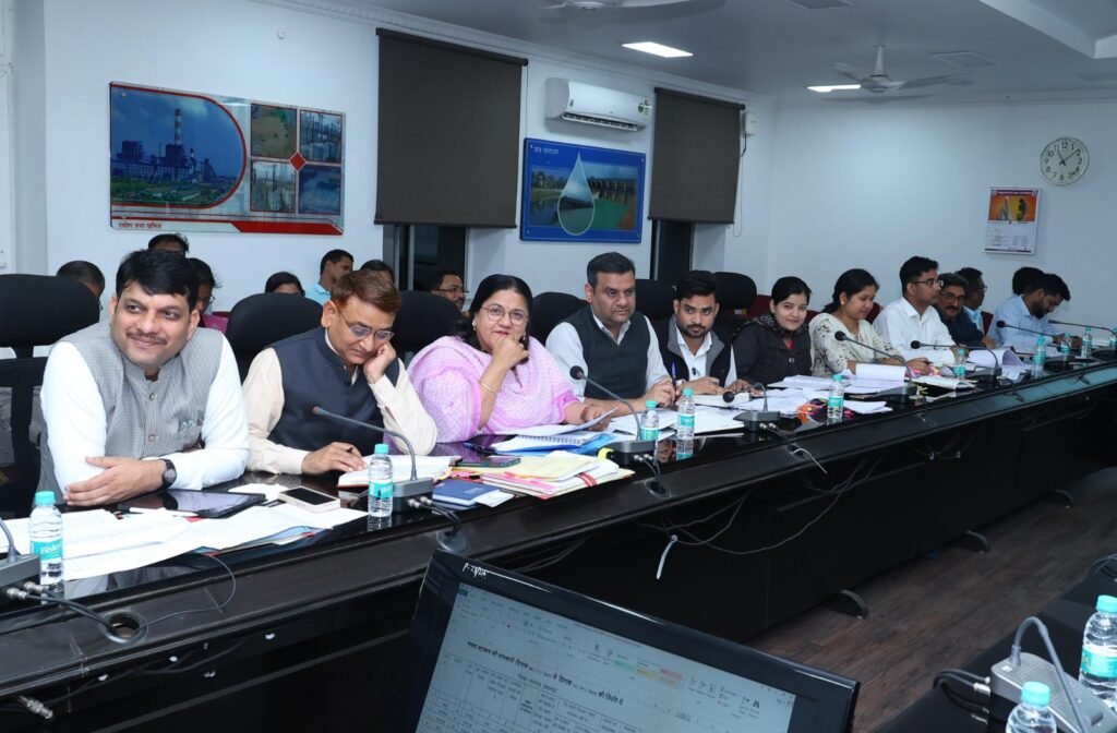 प्रकरण निराकृत होते ही करें अभिलेख दुरूस्तीकरण - कलेक्टर कार्तिकेया गोयल .. Kshiti Technologies प्रकरण निराकृत होते ही करें अभिलेख दुरूस्तीकरण - कलेक्टर कार्तिकेया गोयल .. Kshiti Technologies