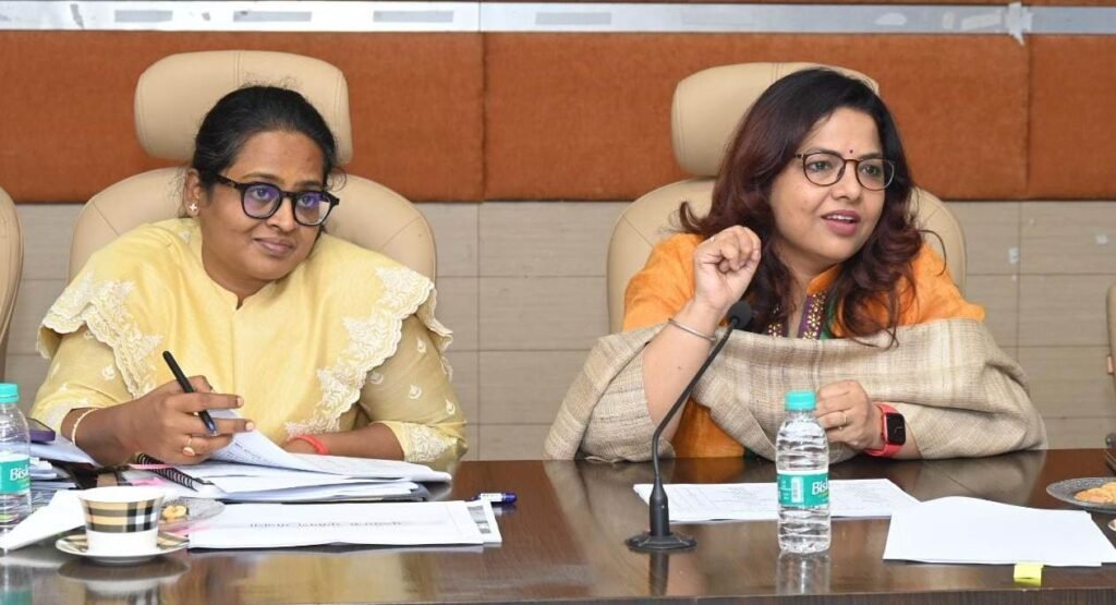 कामकाजी महिलाओं के बच्चों की देखभाल के लिए आंगनबाड़ी केन्द्र में प्रारंभ होंगे झूलाघर .. Kshiti Technologies कामकाजी महिलाओं के बच्चों की देखभाल के लिए आंगनबाड़ी केन्द्र में प्रारंभ होंगे झूलाघर .. Kshiti Technologies