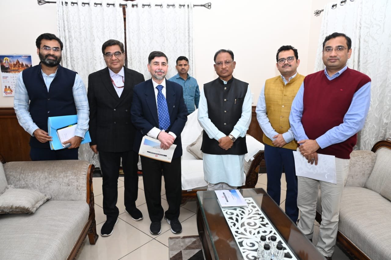 मुख्यमंत्री साय से दक्षिण पूर्व मध्य रेलवे के जीएम और डीआरएम रायपुर ने की सौजन्य भेंट .. Kshiti Technologies मुख्यमंत्री साय से दक्षिण पूर्व मध्य रेलवे के जीएम और डीआरएम रायपुर ने की सौजन्य भेंट .. Kshiti Technologies
