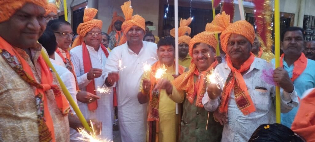 राम-जानकी मंदिर बाराद्वार में प्राण-प्रतिष्ठा कार्यक्रम धूमधाम से हुआ संपन्न केसरिया रंग में रंगा शहर .. Kshiti Technologies राम-जानकी मंदिर बाराद्वार में प्राण-प्रतिष्ठा कार्यक्रम धूमधाम से हुआ संपन्न केसरिया रंग में रंगा शहर .. Kshiti Technologies