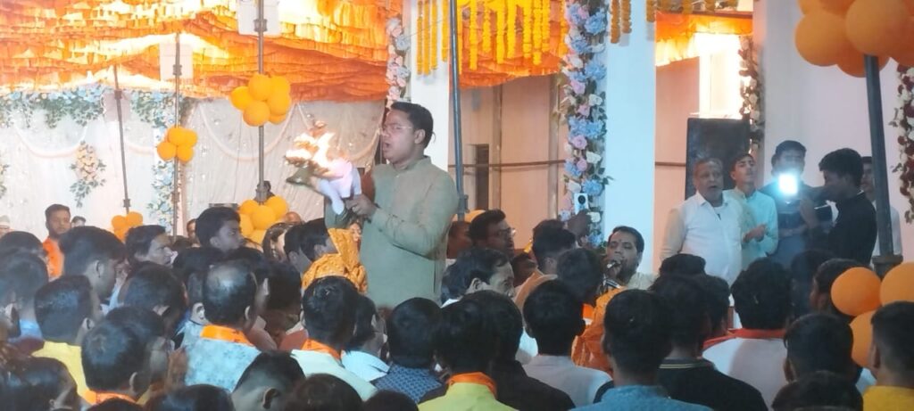 राम-जानकी मंदिर बाराद्वार में प्राण-प्रतिष्ठा कार्यक्रम धूमधाम से हुआ संपन्न केसरिया रंग में रंगा शहर .. Kshiti Technologies राम-जानकी मंदिर बाराद्वार में प्राण-प्रतिष्ठा कार्यक्रम धूमधाम से हुआ संपन्न केसरिया रंग में रंगा शहर .. Kshiti Technologies