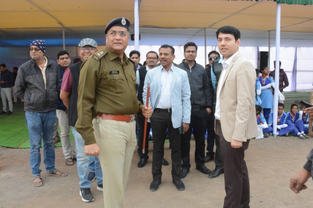 गणतंत्र दिवस की तैयारी का किया गया अंतिम रिहर्सल .. Kshiti Technologies गणतंत्र दिवस की तैयारी का किया गया अंतिम रिहर्सल .. Kshiti Technologies