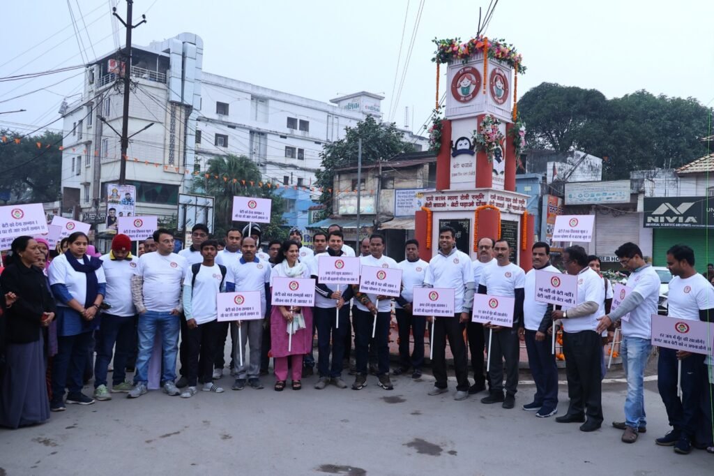 बेटियों को जितना पढ़ाएंगे, देश उतना विकसित होगा - कलेक्टर कार्तिकेया गोयल .. Kshiti Technologies बेटियों को जितना पढ़ाएंगे, देश उतना विकसित होगा - कलेक्टर कार्तिकेया गोयल .. Kshiti Technologies
