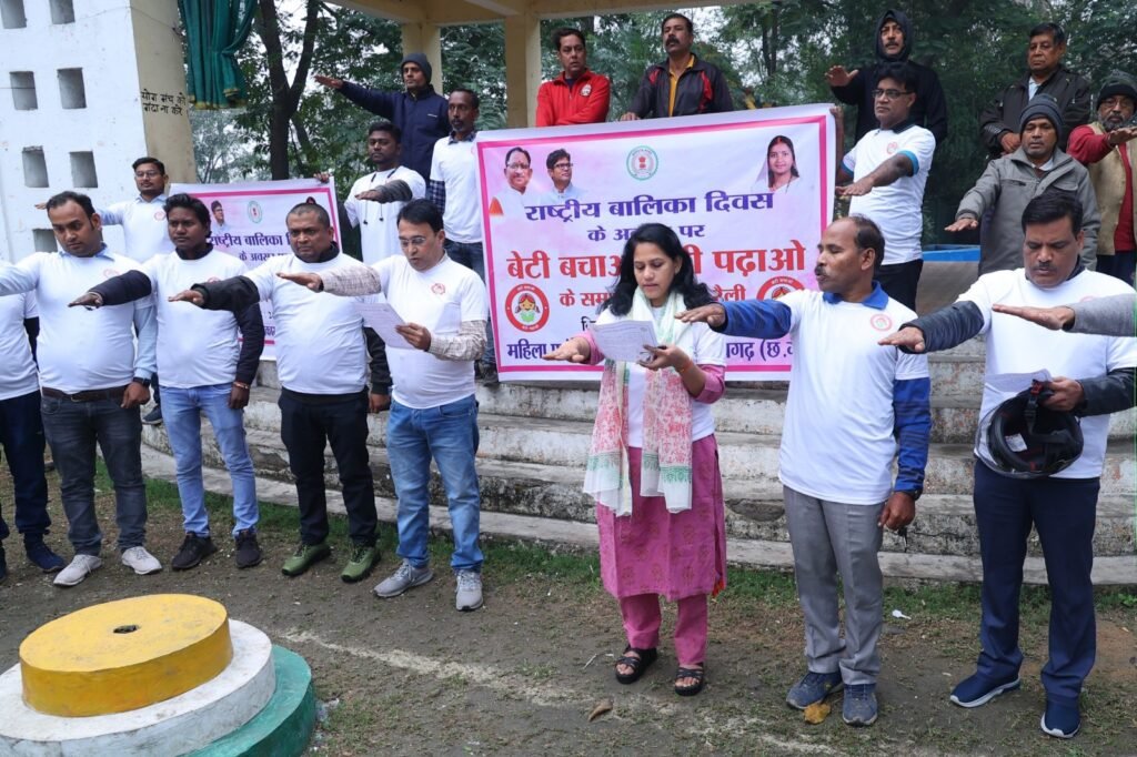 बेटियों को जितना पढ़ाएंगे, देश उतना विकसित होगा - कलेक्टर कार्तिकेया गोयल .. Kshiti Technologies बेटियों को जितना पढ़ाएंगे, देश उतना विकसित होगा - कलेक्टर कार्तिकेया गोयल .. Kshiti Technologies
