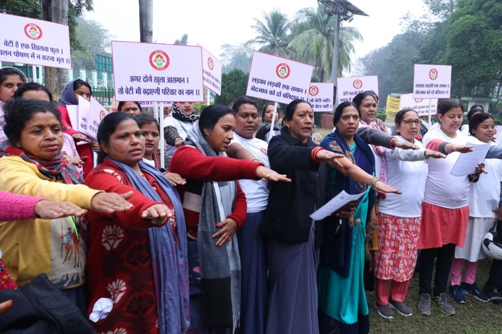 बेटियों को जितना पढ़ाएंगे, देश उतना विकसित होगा - कलेक्टर कार्तिकेया गोयल .. Kshiti Technologies बेटियों को जितना पढ़ाएंगे, देश उतना विकसित होगा - कलेक्टर कार्तिकेया गोयल .. Kshiti Technologies