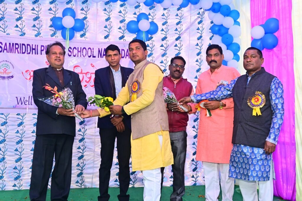 समृद्धि पब्लिक स्कूल नगरदा में रंगारंग सांस्कृतिक कार्यक्रम आयोजित .. Kshiti Technologies समृद्धि पब्लिक स्कूल नगरदा में रंगारंग सांस्कृतिक कार्यक्रम आयोजित .. Kshiti Technologies