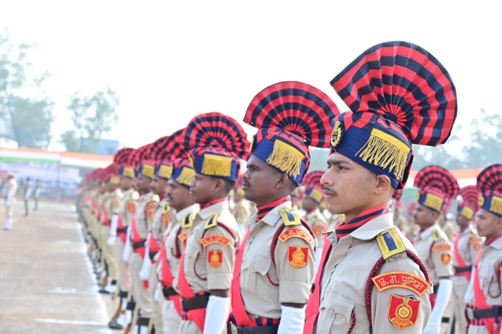 75 वें गणतंत्र दिवस के अवसर पर राज्यपाल विश्वभूषण हरिचंदन ने राजधानी रायपुर के पुलिस परेड ग्राउंड में ध्वजारोहण कर परेड की सलामी ली .. Kshiti Technologies 75 वें गणतंत्र दिवस के अवसर पर राज्यपाल विश्वभूषण हरिचंदन ने राजधानी रायपुर के पुलिस परेड ग्राउंड में ध्वजारोहण कर परेड की सलामी ली .. Kshiti Technologies
