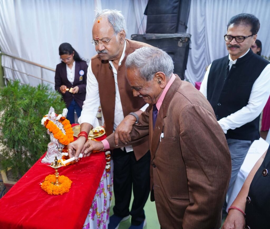 अग्रसेन महाविद्यालय में सांस्कृतिक प्रतियोगिता का उच्च शिक्षा मंत्री बृजमोहन अग्रवाल ने किया शुभारंभ .. Kshiti Technologies अग्रसेन महाविद्यालय में सांस्कृतिक प्रतियोगिता का उच्च शिक्षा मंत्री बृजमोहन अग्रवाल ने किया शुभारंभ .. Kshiti Technologies