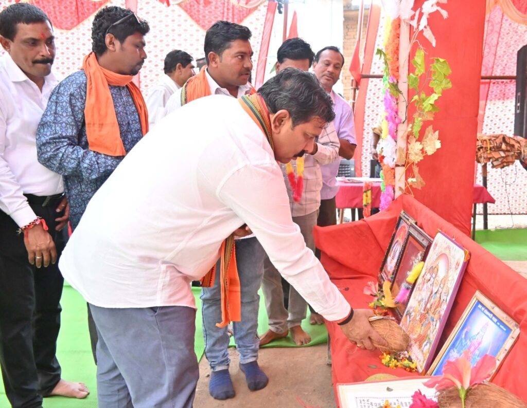 स्वर्गीय कुमार लक्ष्मी नारायण देव को मंत्री, सांसद एवं विधायकों ने दी श्रद्धांजलि .. Kshiti Technologies स्वर्गीय कुमार लक्ष्मी नारायण देव को मंत्री, सांसद एवं विधायकों ने दी श्रद्धांजलि .. Kshiti Technologies