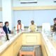 मुख्यमंत्री ने पुलिस और प्रशासन के आला अधिकारियों की हाई लेवल मीटिंग ली .. Kshiti Technologies मुख्यमंत्री ने पुलिस और प्रशासन के आला अधिकारियों की हाई लेवल मीटिंग ली .. Kshiti Technologies