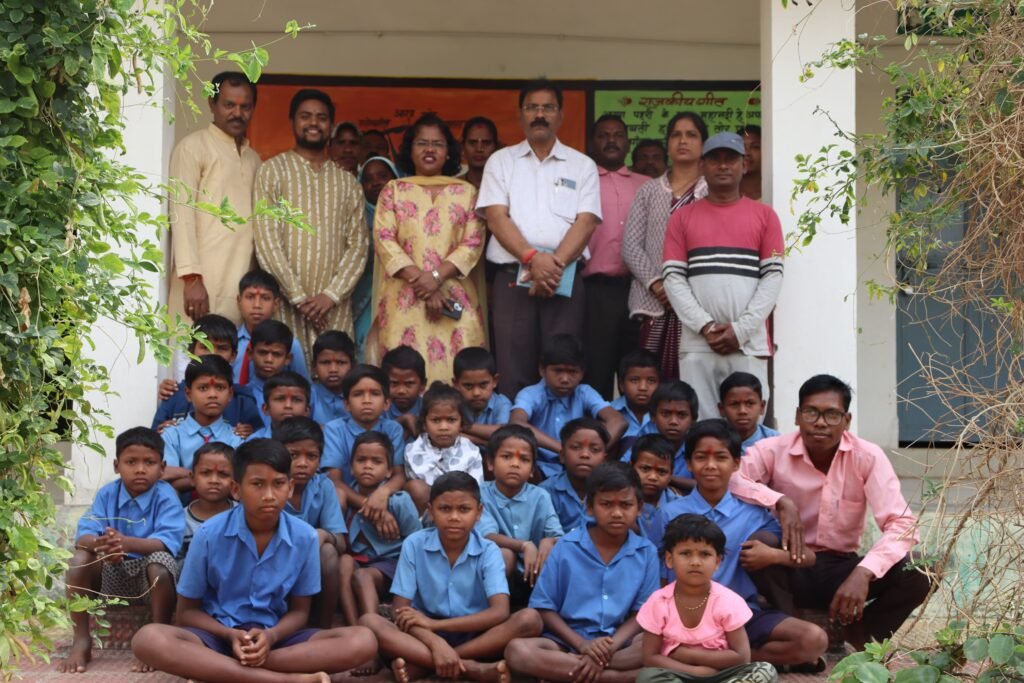 कलेक्टर ने विभिन्न स्वास्थ्य केंद्र, बालक आश्रम और विभिन्न निर्माण कार्यो का किया औचक निरीक्षण .. Kshiti Technologies कलेक्टर ने विभिन्न स्वास्थ्य केंद्र, बालक आश्रम और विभिन्न निर्माण कार्यो का किया औचक निरीक्षण .. Kshiti Technologies