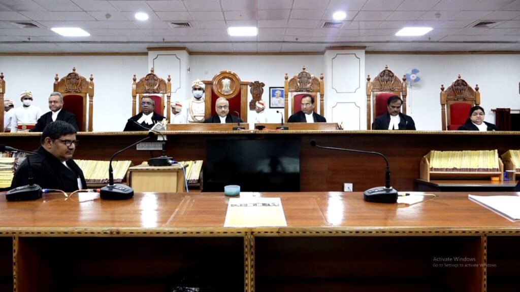 छत्तीसगढ़ उच्च न्यायालय में स्वर्गीय श्री फली सैम नरीमन और स्वर्गीय श्री प्रशांत जायसवाल को दी गई श्रद्धांजलि .. Kshiti Technologies छत्तीसगढ़ उच्च न्यायालय में स्वर्गीय श्री फली सैम नरीमन और स्वर्गीय श्री प्रशांत जायसवाल को दी गई श्रद्धांजलि .. Kshiti Technologies