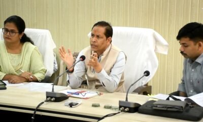 अधिकारीगण किसी भी आवेदन का निरस्त होने का कारण आवेदक को बताएं: कलेक्टर धर्मेश कुमार साहू.. Kshiti Technologies