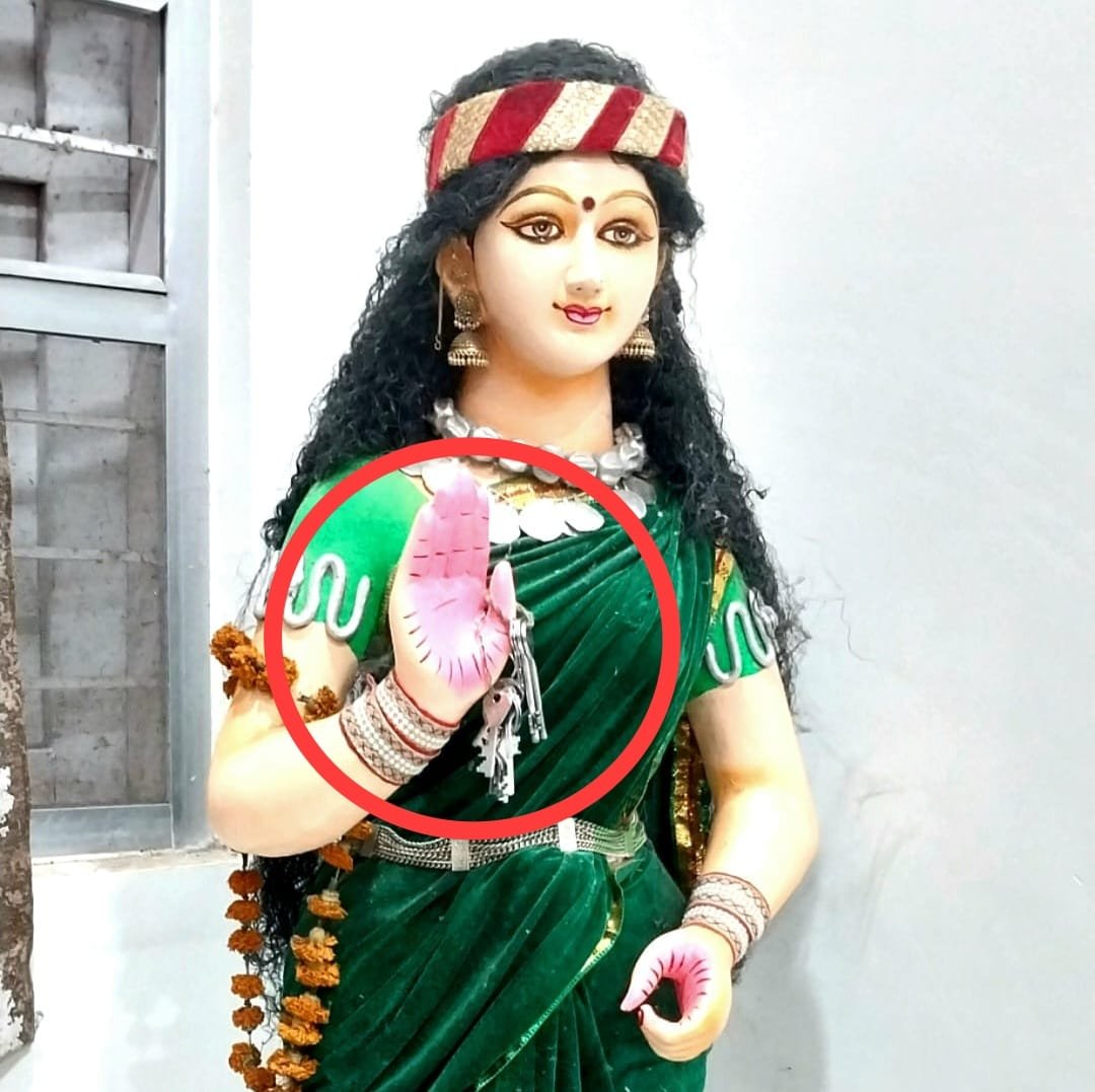 छत्तीसगढ़ महतारी का कलेक्टर प्रतीक्षा कक्ष में खुलेआम अपमान .. Kshiti Technologies छत्तीसगढ़ महतारी का कलेक्टर प्रतीक्षा कक्ष में खुलेआम अपमान .. Kshiti Technologies