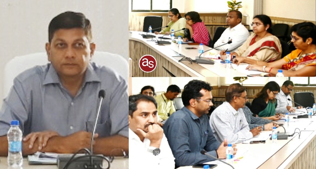 मुख्य सचिव ने महत्वपूर्ण योजनाओं के क्रियान्वयन की समीक्षा की .. Kshiti Technologies मुख्य सचिव ने महत्वपूर्ण योजनाओं के क्रियान्वयन की समीक्षा की .. Kshiti Technologies