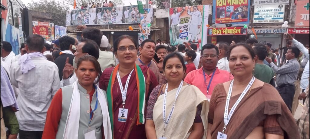 भारत जोड़ो न्याय यात्रा के तहत राहुल गांधी के सक्ती पहुंचने पर उमड़ा जन सैलाब .. Kshiti Technologies भारत जोड़ो न्याय यात्रा के तहत राहुल गांधी के सक्ती पहुंचने पर उमड़ा जन सैलाब .. Kshiti Technologies