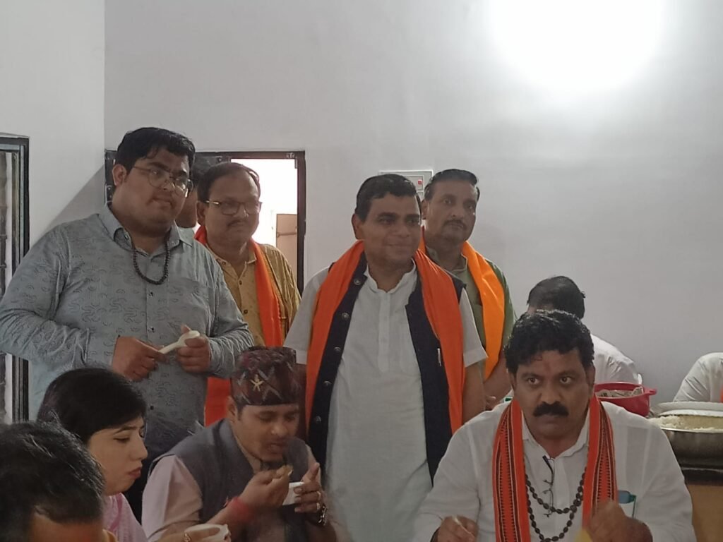 उपमुख्यमंत्री विजय शर्मा पहुंचे सक्ती भाजपा लोकसभा चुनाव कार्यालय .. Kshiti Technologies उपमुख्यमंत्री विजय शर्मा पहुंचे सक्ती भाजपा लोकसभा चुनाव कार्यालय .. Kshiti Technologies