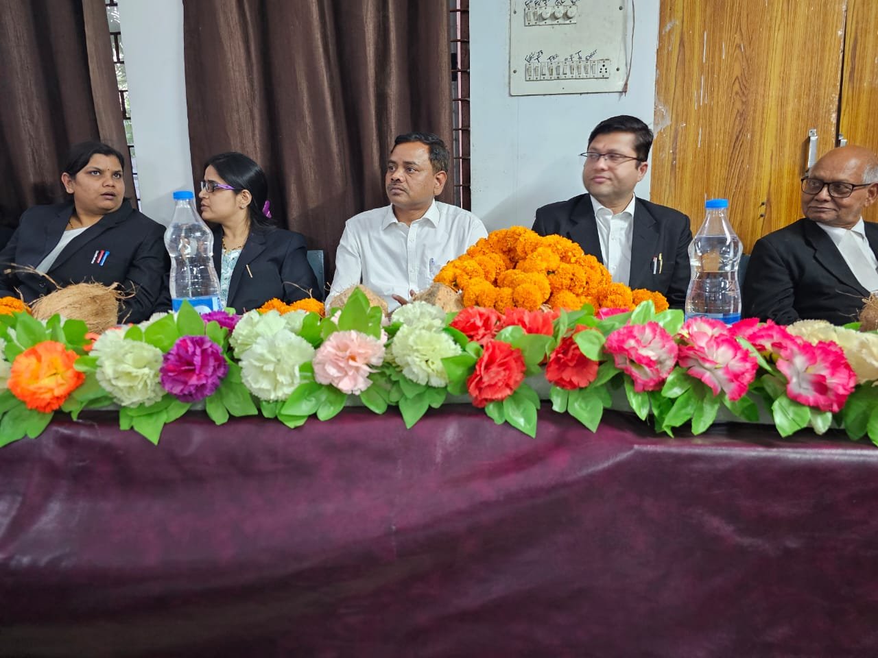 अधिवक्ता संघ सक्ती द्वारा नव पदस्थ विशेष न्यायाधीश प्रशांत का किया गया अभिनंदन .. Kshiti Technologies अधिवक्ता संघ सक्ती द्वारा नव पदस्थ विशेष न्यायाधीश प्रशांत का किया गया अभिनंदन .. Kshiti Technologies