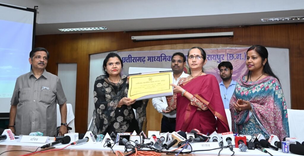 हाई स्कूल एवं हायर सेकण्डरी मुख्य परीक्षा के परीक्षा परिणाम घोषित .. Kshiti Technologies हाई स्कूल एवं हायर सेकण्डरी मुख्य परीक्षा के परीक्षा परिणाम घोषित .. Kshiti Technologies