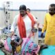 बड़ी खबर: मधुमक्खियों ने पोलिंग बूथ परिसर में किया हमला, बुजुर्ग वोटर की मौत, कई वोटर घायल .. Kshiti Technologies