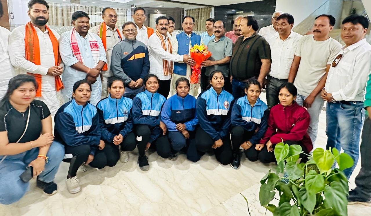 नई दिल्ली में छत्तीसगढ़ जूनियर पावर लिफ्टर्स खिलाड़ियों से मुख्यमंत्री की मुलाकात .. Kshiti Technologies नई दिल्ली में छत्तीसगढ़ जूनियर पावर लिफ्टर्स खिलाड़ियों से मुख्यमंत्री की मुलाकात .. Kshiti Technologies