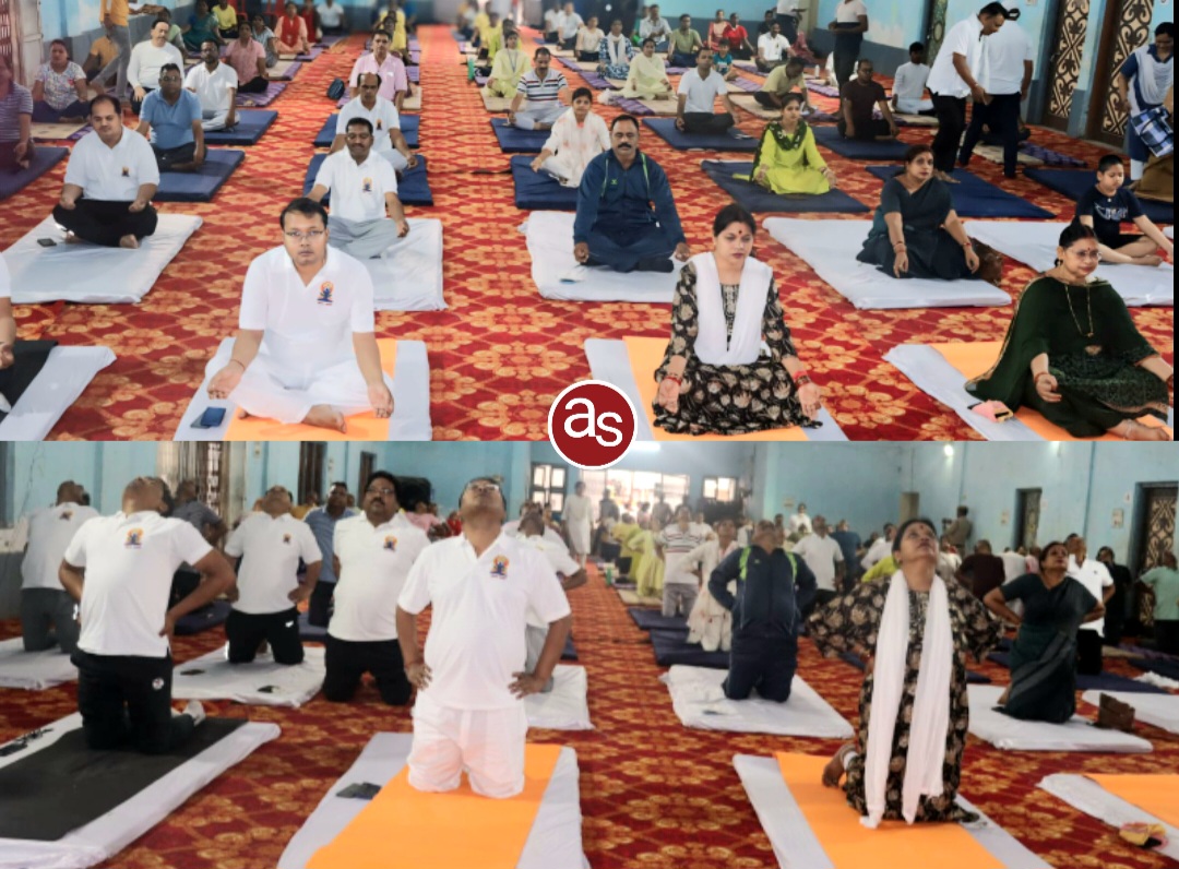 दसवें अंतर्राष्ट्रीय योग दिवस पर जिलेवासियों में दिखा खासा उत्साह, जागरूकतापूर्वक सभी वर्ग के लोगों ने किया योगाभ्यास .. Kshiti Technologies दसवें अंतर्राष्ट्रीय योग दिवस पर जिलेवासियों में दिखा खासा उत्साह, जागरूकतापूर्वक सभी वर्ग के लोगों ने किया योगाभ्यास .. Kshiti Technologies