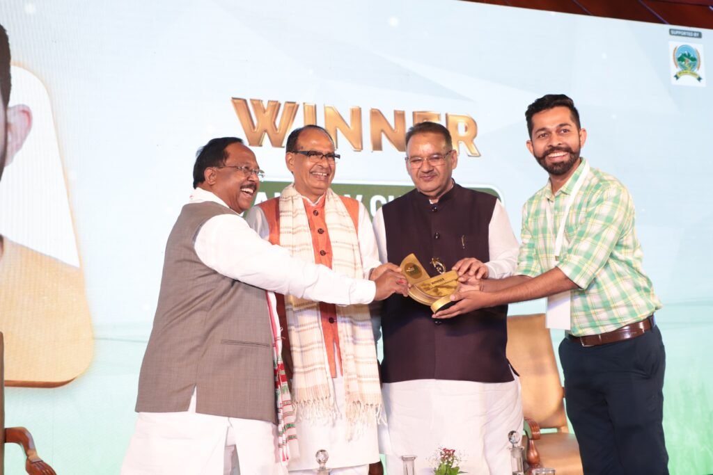छत्तीसगढ़ के कृषि मंत्री ने खेती में अधिकतम लाभ के लिए तकनीक आधारित कृषि पर दिया जोर .. Kshiti Technologies छत्तीसगढ़ के कृषि मंत्री ने खेती में अधिकतम लाभ के लिए तकनीक आधारित कृषि पर दिया जोर .. Kshiti Technologies