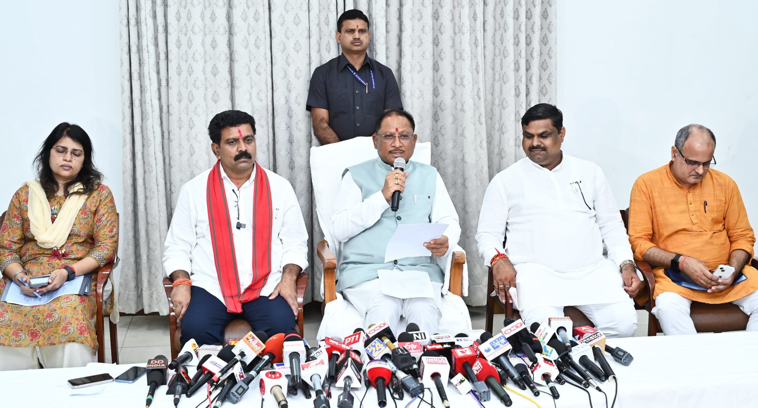 छत्तीसगढ़ को मिली 8 लाख 46 हजार 931 प्रधानमंत्री आवासों की स्वीकृति: मुख्यमंत्री विष्णुदेव साय .. Kshiti Technologies छत्तीसगढ़ को मिली 8 लाख 46 हजार 931 प्रधानमंत्री आवासों की स्वीकृति: मुख्यमंत्री विष्णुदेव साय .. Kshiti Technologies