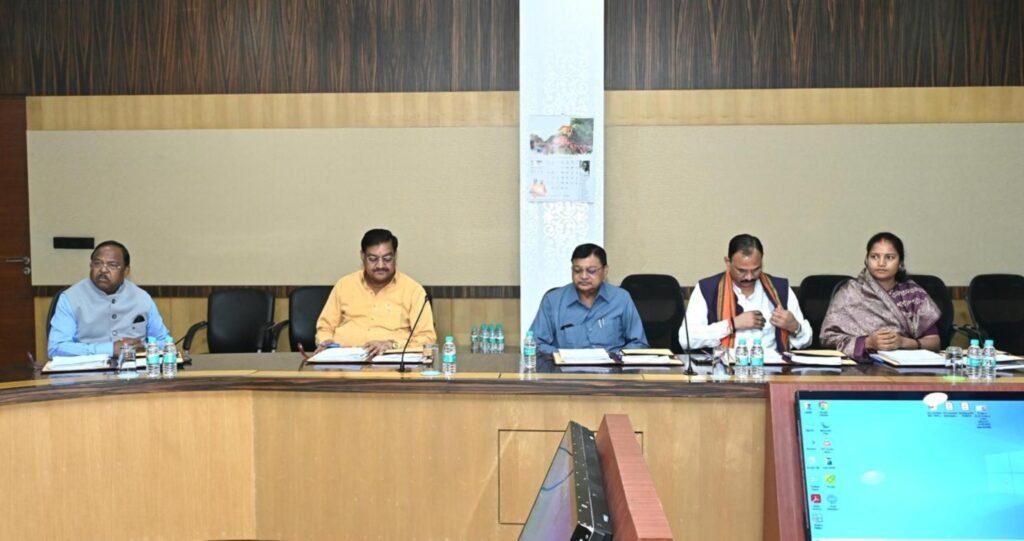 छत्तीसगढ़ की नई औद्योगिक विकास नीति पर कैबिनेट की मुहर .. Kshiti Technologies छत्तीसगढ़ की नई औद्योगिक विकास नीति पर कैबिनेट की मुहर .. Kshiti Technologies