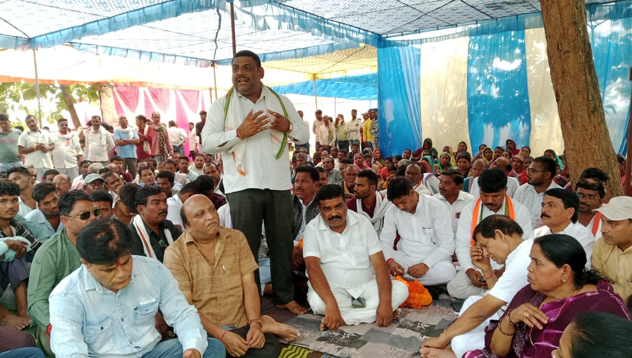 आमरण अनशन के दूसरे दिन जैजैपुर विधायक बालेश्वर साहू पहुंचे, कांग्रेस का समर्थन जारी .. Kshiti Technologies आमरण अनशन के दूसरे दिन जैजैपुर विधायक बालेश्वर साहू पहुंचे, कांग्रेस का समर्थन जारी .. Kshiti Technologies