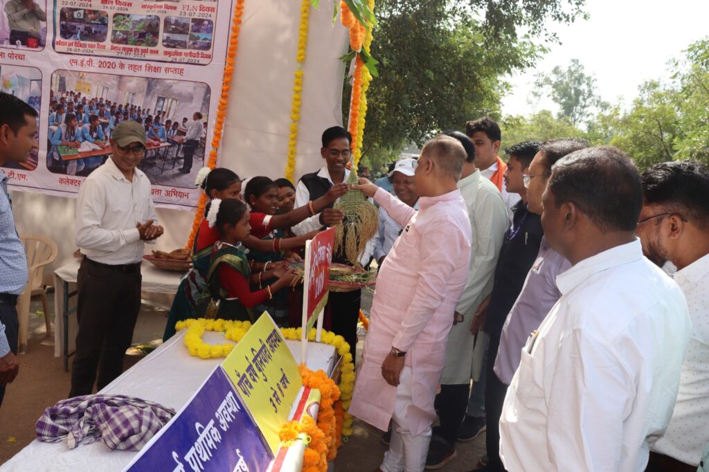 जनजातीय गौरव दिवस पर प्रधानमंत्री नरेंद्र मोदी ने बिहार के जमुई से जुड़कर विभिन्न विकास कार्यों का किया लोकार्पण और शिलान्यास .. Kshiti Technologies जनजातीय गौरव दिवस पर प्रधानमंत्री नरेंद्र मोदी ने बिहार के जमुई से जुड़कर विभिन्न विकास कार्यों का किया लोकार्पण और शिलान्यास .. Kshiti Technologies