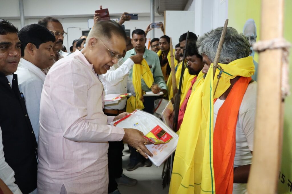जनजातीय गौरव दिवस पर प्रधानमंत्री नरेंद्र मोदी ने बिहार के जमुई से जुड़कर विभिन्न विकास कार्यों का किया लोकार्पण और शिलान्यास .. Kshiti Technologies जनजातीय गौरव दिवस पर प्रधानमंत्री नरेंद्र मोदी ने बिहार के जमुई से जुड़कर विभिन्न विकास कार्यों का किया लोकार्पण और शिलान्यास .. Kshiti Technologies