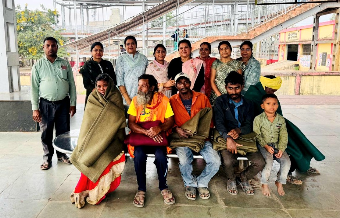 निर्धन और असहाय लोगों के बीच कंबल वितरण: मारवाड़ी युवा मंच महिला जागृति शाखा सक्ती का सराहनीय प्रयास .. Kshiti Technologies निर्धन और असहाय लोगों के बीच कंबल वितरण: मारवाड़ी युवा मंच महिला जागृति शाखा सक्ती का सराहनीय प्रयास .. Kshiti Technologies