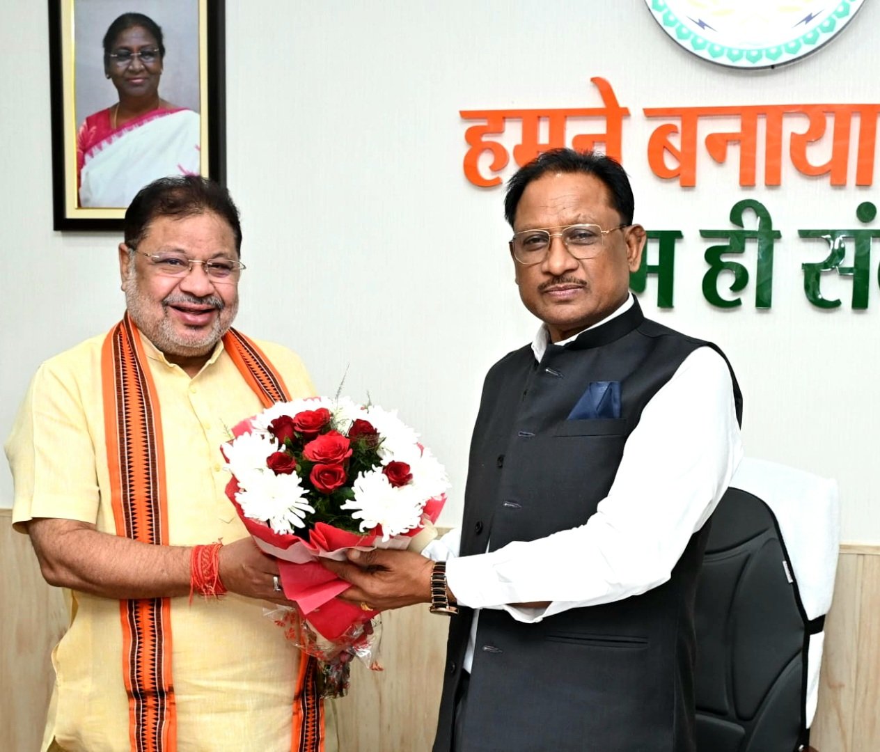 मुख्यमंत्री से नवनिर्वाचित विधायक सुनील सोनी ने की सौजन्य मुलाकात .. Kshiti Technologies मुख्यमंत्री से नवनिर्वाचित विधायक सुनील सोनी ने की सौजन्य मुलाकात .. Kshiti Technologies