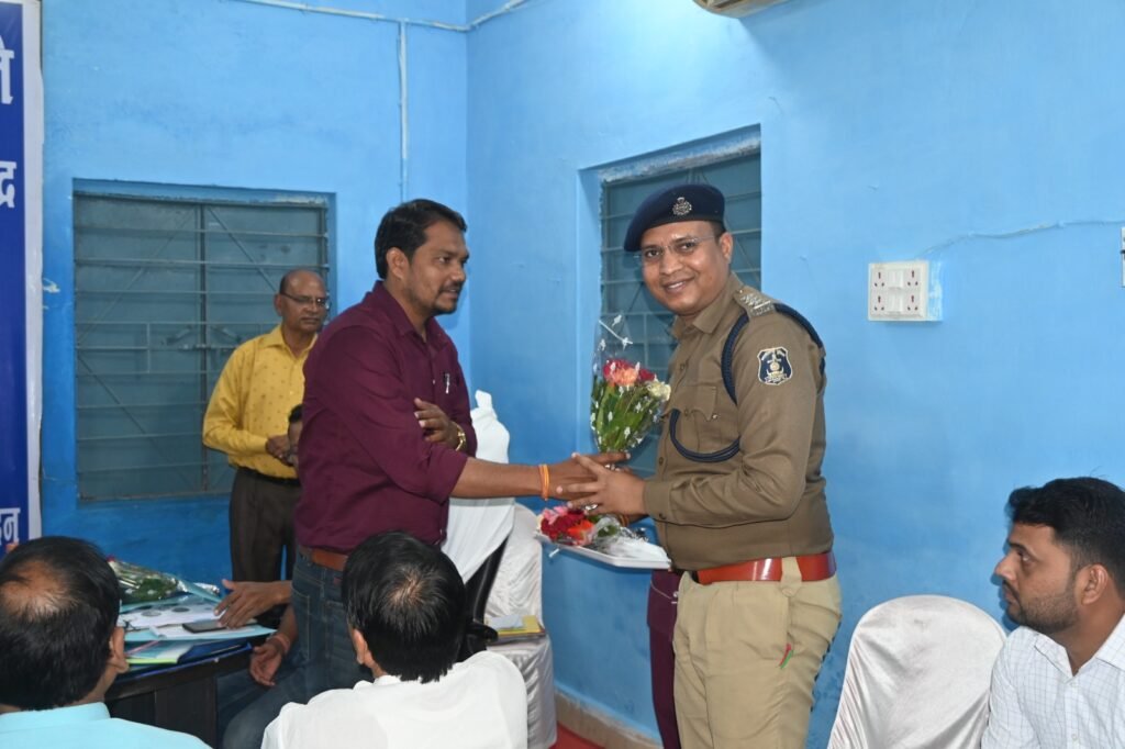 जीवन दीप समिति की बैठक में डॉ. चरणदास महंत की अध्यक्षता में चिकित्सा सेवाओं के सुधार पर चर्चा .. Kshiti Technologies जीवन दीप समिति की बैठक में डॉ. चरणदास महंत की अध्यक्षता में चिकित्सा सेवाओं के सुधार पर चर्चा .. Kshiti Technologies