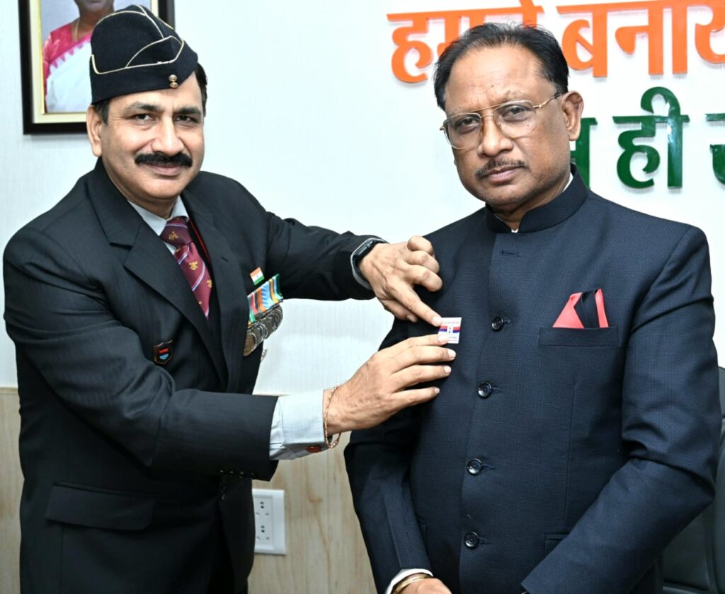 सैनिकों के शौर्य और बलिदानों के कारण ही आज हम स्वतंत्र और सुरक्षित हैं : मुख्यमंत्री विष्णु देव साय .. Kshiti Technologies सैनिकों के शौर्य और बलिदानों के कारण ही आज हम स्वतंत्र और सुरक्षित हैं : मुख्यमंत्री विष्णु देव साय .. Kshiti Technologies