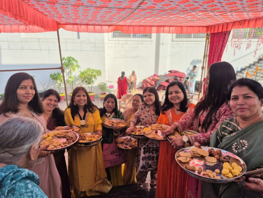 ऐरन अग्रवाल परिवार ने मनाया खुशियों का खजाना, महामंगलपाठ और प्रवचन का आयोजन .. Kshiti Technologies ऐरन अग्रवाल परिवार ने मनाया खुशियों का खजाना, महामंगलपाठ और प्रवचन का आयोजन .. Kshiti Technologies
