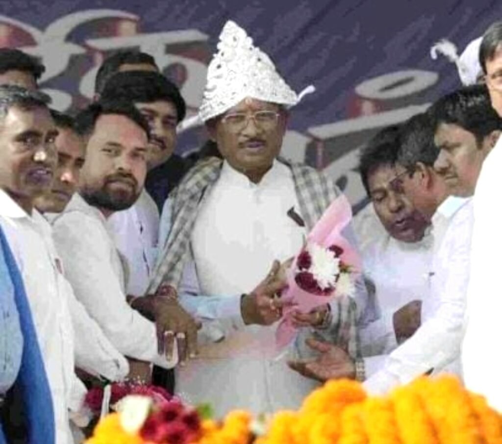 बाबा गुरू घासीदास के मनखे-मनखे एक समान का संदेश आज भी प्रासंगिक: मुख्यमंत्री विष्णु देव साय .. Kshiti Technologies बाबा गुरू घासीदास के मनखे-मनखे एक समान का संदेश आज भी प्रासंगिक: मुख्यमंत्री विष्णु देव साय .. Kshiti Technologies