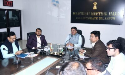 अधिकारी-कर्मचारियों की समस्याओं के निदान के लिए जिला कार्यालय में हर मंगलवार को जनदर्शन .. Kshiti Technologies