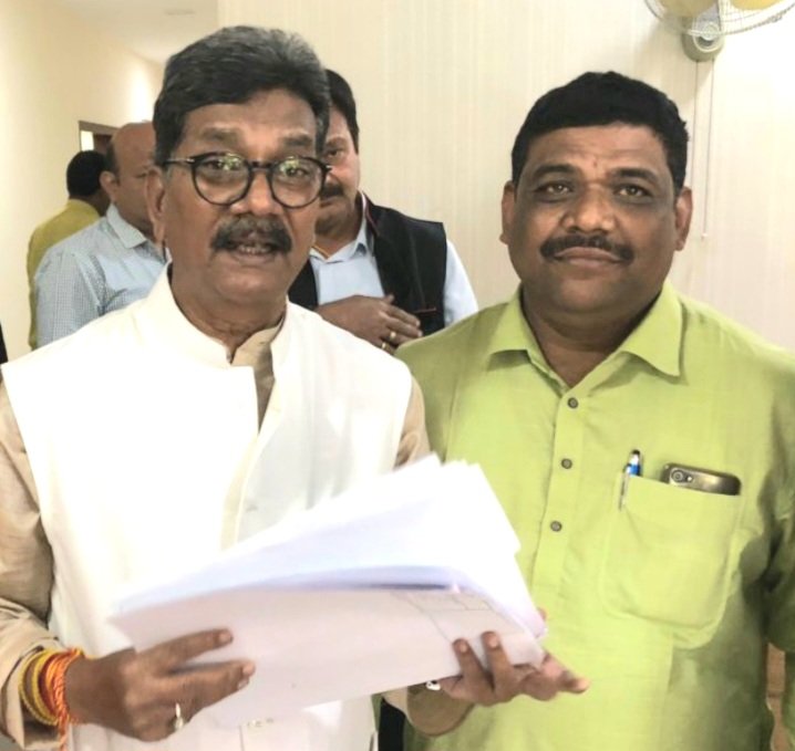 डॉ चरणदास महंत ने विधायक निधि से लाखों रुपए के विकास कार्यों के लिए दी मंजूरी .. Kshiti Technologies डॉ चरणदास महंत ने विधायक निधि से लाखों रुपए के विकास कार्यों के लिए दी मंजूरी .. Kshiti Technologies