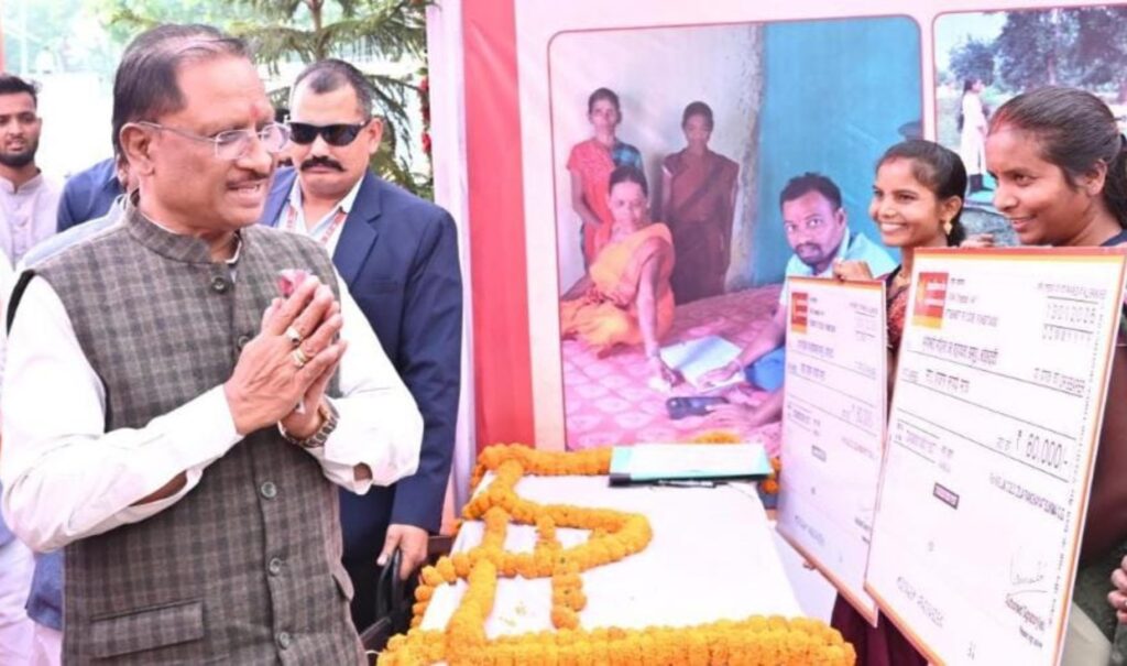 माओवादी कैंसर को समाप्त करना है तो इसकी जड़ पर प्रहार करना जरूरी - मुख्यमंत्री विष्णुदेव साय .. Kshiti Technologies माओवादी कैंसर को समाप्त करना है तो इसकी जड़ पर प्रहार करना जरूरी - मुख्यमंत्री विष्णुदेव साय .. Kshiti Technologies
