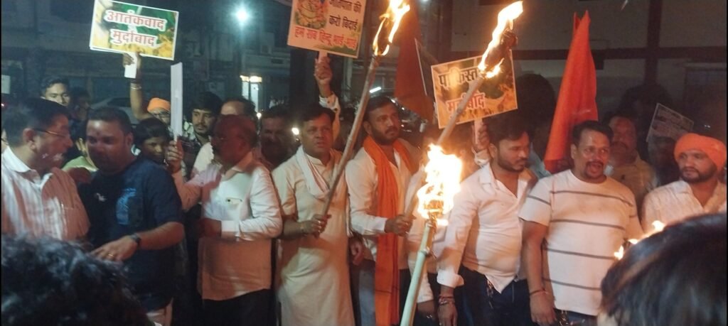 सक्ती में अखिल भारतीय हिंदू महासभा द्वारा जनआक्रोश एवं श्रद्धांजलि सभा का आयोजन .. Kshiti Technologies सक्ती में अखिल भारतीय हिंदू महासभा द्वारा जनआक्रोश एवं श्रद्धांजलि सभा का आयोजन .. Kshiti Technologies