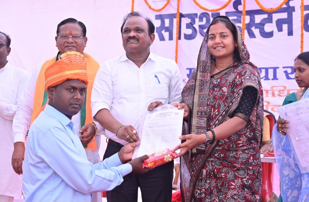 भू-अधिग्रहण से प्रभावित 86 युवाओं को मिला रोजगार .. Kshiti Technologies भू-अधिग्रहण से प्रभावित 86 युवाओं को मिला रोजगार .. Kshiti Technologies