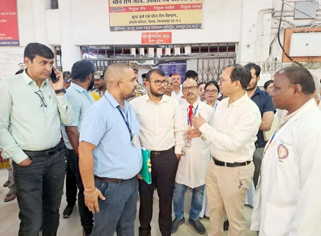 कलेक्टर ने किया सिम्स अस्पताल का निरीक्षण .. Kshiti Technologies कलेक्टर ने किया सिम्स अस्पताल का निरीक्षण .. Kshiti Technologies
